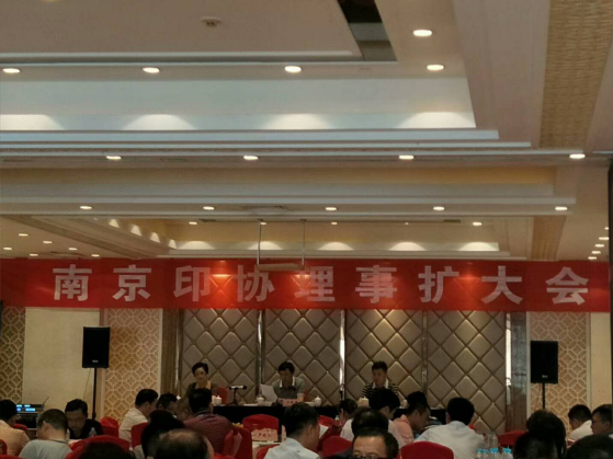 �Ͼ�����(hu�� )�h